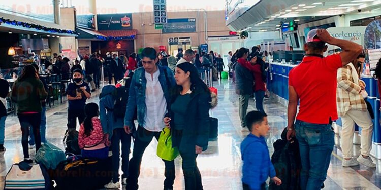 En terminal de Morelia, hasta 30% más caros los viajes en 2022: usuarios