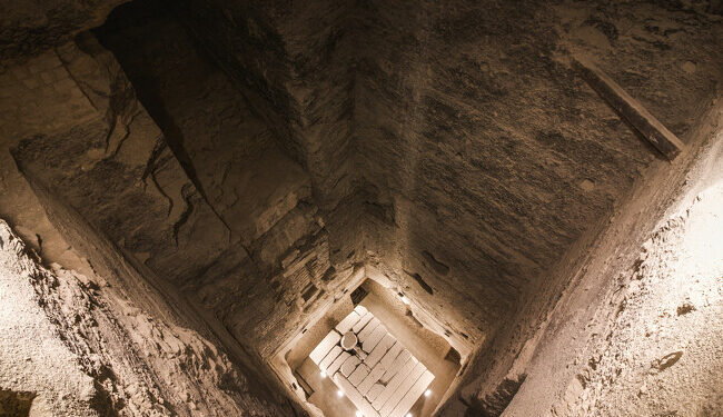 Interior de la pirámide de Djoser, uno de los grandes descubrimientos de Saqqara
