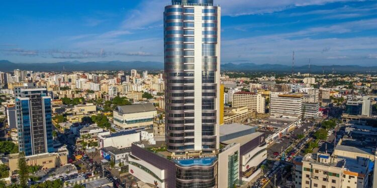 Firma de inversión Excel propone expansion de oferta turística en SD