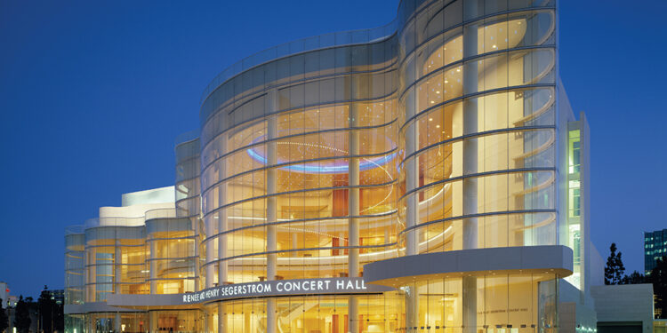 South Coast Plaza: el destino perfecto para toda la familia esta navidad.