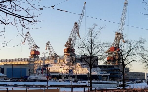 Helsinki Shipyard licita venta de un crucero de 122,8 metros de eslora