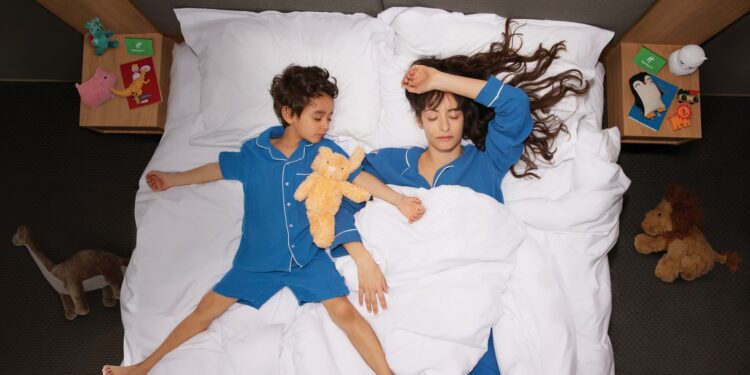 mam e hijo dormidos