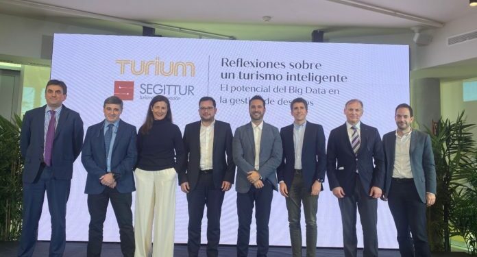 SEGITTUR presenta 'reflexiones sobre el turismo inteligente'