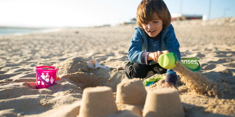 Iniciarán viajes de Turismo Social para titulares de AUH
