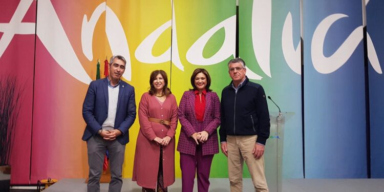 La Junta presenta los cuatro planes de Sostenibilidad Turística de Málaga con 18 millones de euros
