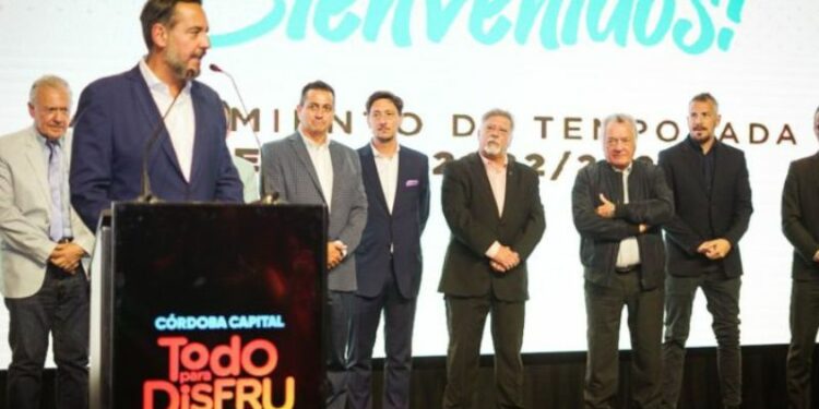 La Municipalidad lanzó la temporada de verano 2023 en Córdoba Capital