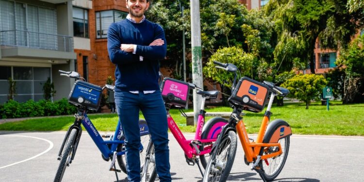 Simón Pinilla, gerente de Tembici Colombia, resalta que la empresa brasileña tiene 10 años gestionando movilidad en 12 ciudades de Latam.