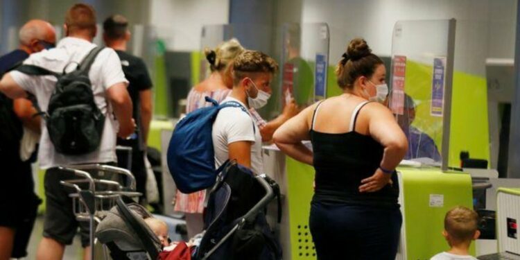 La mayoría de los consumidores millonarios planean gastar más en viajes en 2023