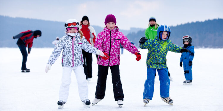 Patinadores en Lipno, la pista más larga del mundo.