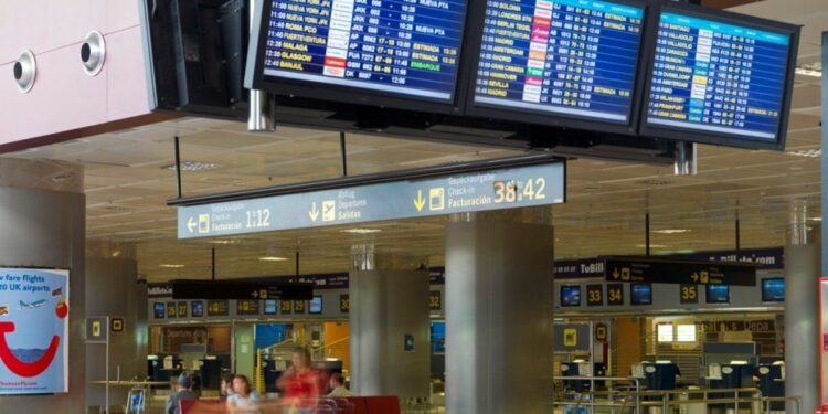 El Aeropuerto de Tenerife Sur/ Europa Press