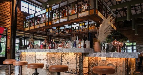 Los restaurantes de Buenos Aires le dan el protagonismo a sus bares: 8 con una barra genial