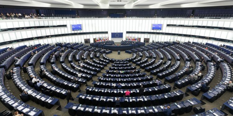 Los viajes de eurodiputados españoles pagados por terceros