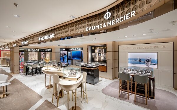 MSC Seascape presenta primera tienda TimeVallée en el mar