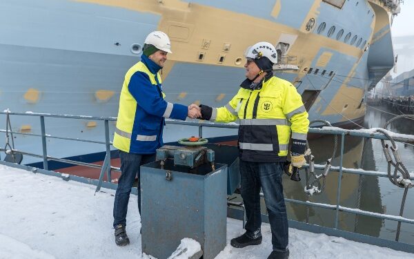 Meyer Turku pone a flote nuevo crucero de Royal Caribbean