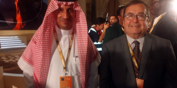 Provechosa reunión con el ministro de Turismo de Arabia Saudita tras exitosa Cumbre Mundial del Consejo de Viajes