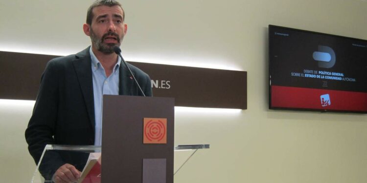 Sanz (IU Aragón) alerta de que los Planes de Sostenibilidad Turística "impiden apostar por un turismo verde y vertebrador"