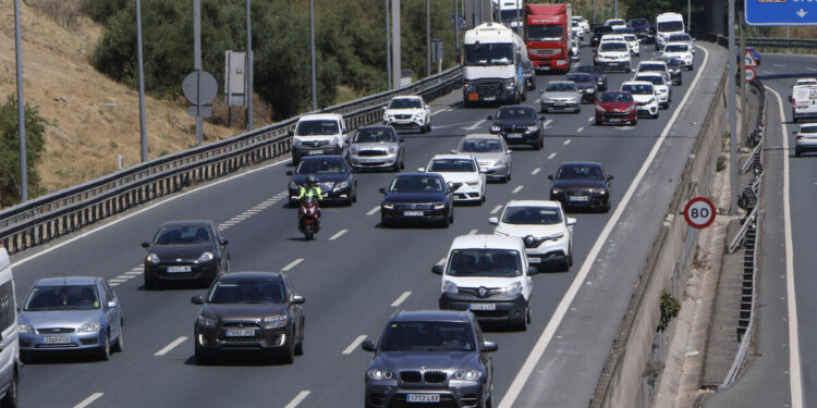 Tráfico prevé 695.000 desplazamientos en la provincia de Sevilla para el puente festivo