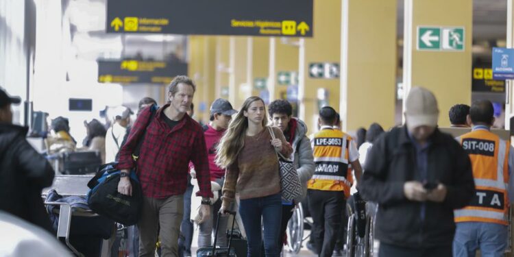 Turismo perdería más de US$ 100 millones en enero 2023 por viajes cancelados, estima el BCR | ECONOMIA