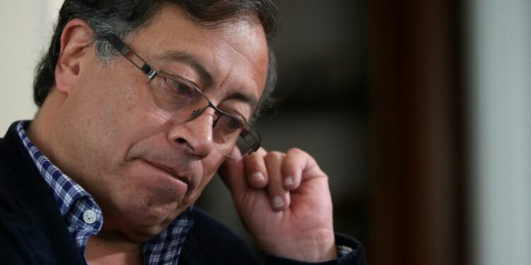 Presidente Petro tendrá programa de entrevistas en horario prime y le llueven críticas por presunta falta de austeridad. REUTERS/Luisa González