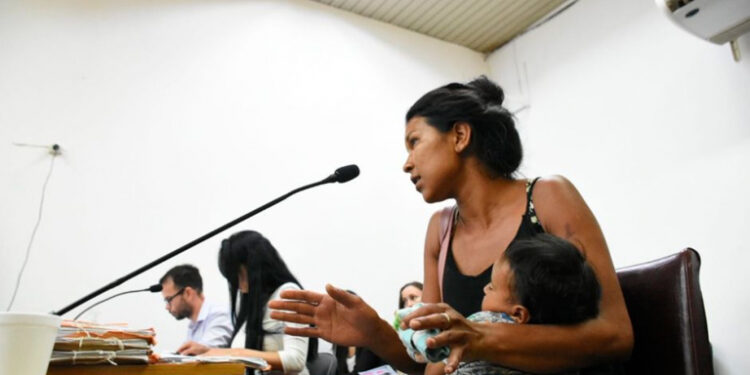 Un producto sin pagar y dos viajes distintos de Marina