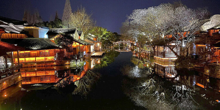 Una Navidad en la 'Venecia' china arrasada por el Covid