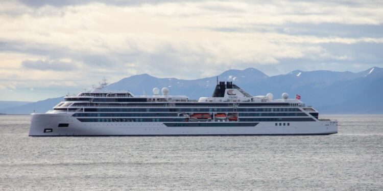 Una turista murió en un crucero durante una tormenta