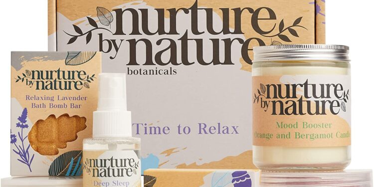 100 regalos de Navidad para mujer: sorprende con las mejores ideas