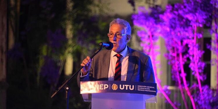 ¿Cuál es la oferta educativa de la Universidad del Trabajo?