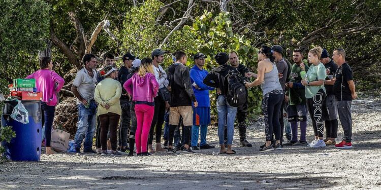 Cruceros rescatan a más migrantes frente a costas de Florida – Publimetro México