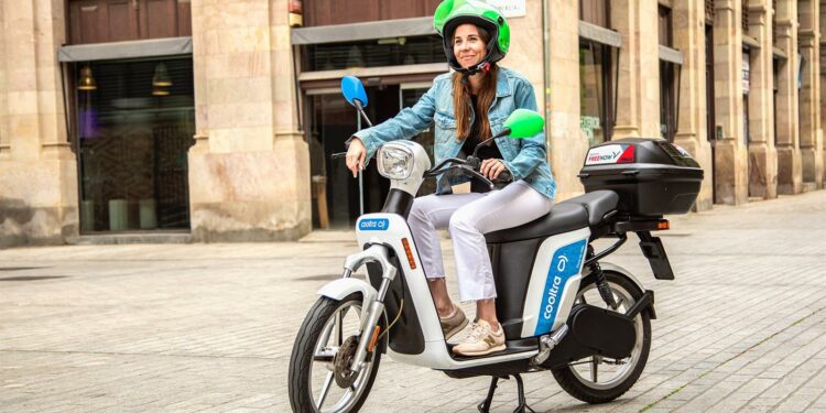Free Now aumenta un 585% los viajes en patinetes, motos, bicis y coches compartidos en España en 2022
