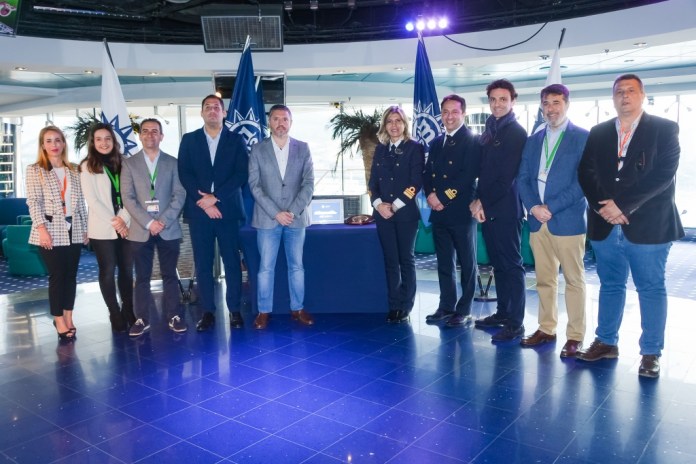 El Puerto de Ceuta recibe a su primer crucero de la temporada, el MSC Lirica