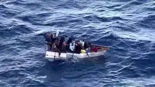 Pasajeros del crucero Celebrity Beyond captaron el rescate de 19 migrantes