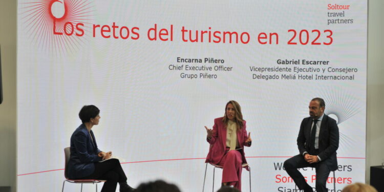 Grupo Piñero Soltour Gabriel Escarrer Encarna Piñero debates fitur 2023