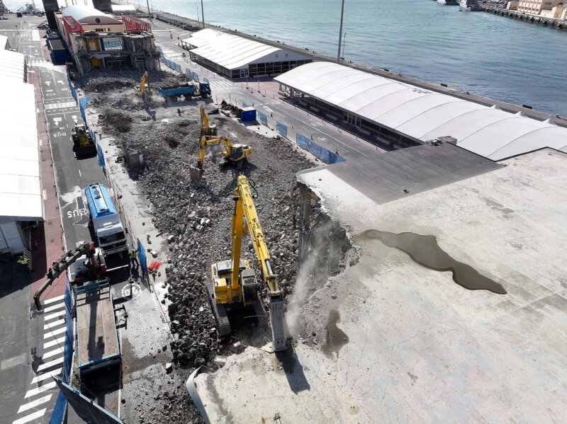 Demolido el helipuerto de las antiguas Estaciones Marítimas 