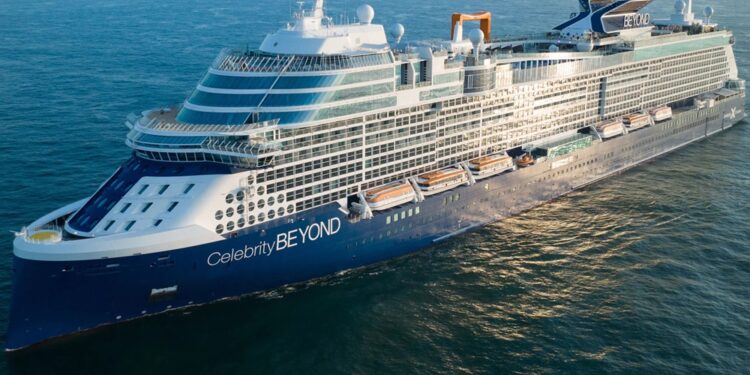 Mas alla de las expectativas: Celebrity Beyond, el nuevo barco de Celebrity Cruises, celebro su nombramiento
