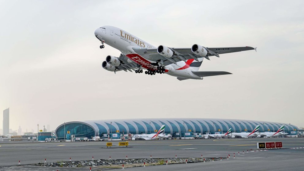 Entra en servicio el primer A380 modernizado de Emirates