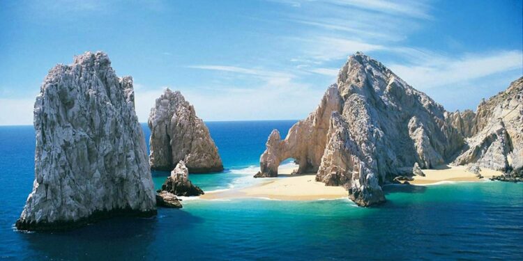 5 razones por las que los famosos aman vacacionar en Los Cabos