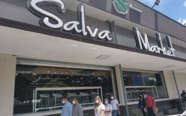 ARMANDO.INFO: Llega Forum, se van las tiendas de Alex Saab