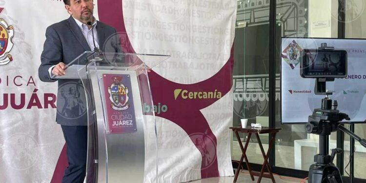 Actuará Municipio ante quejas por migrantes en cruceros, dice alcalde