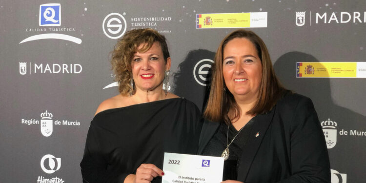 Albuñol recoge en Madrid la certificación ‘Q’ de Calidad Turística de la Playa de La Rábita