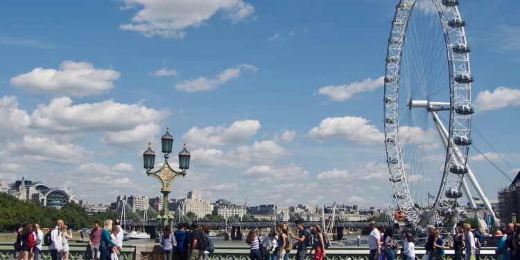 El London Eye desde el Puente de Westminster [(c) Foto: @avistu]