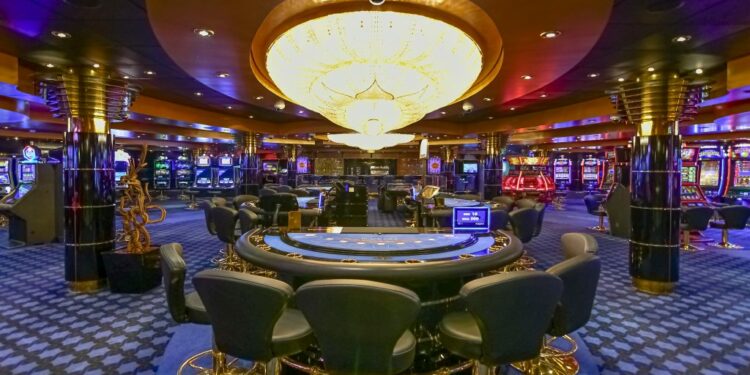 Casi 600 españoles participan en la vuelta al mundo de MSC Cruceros