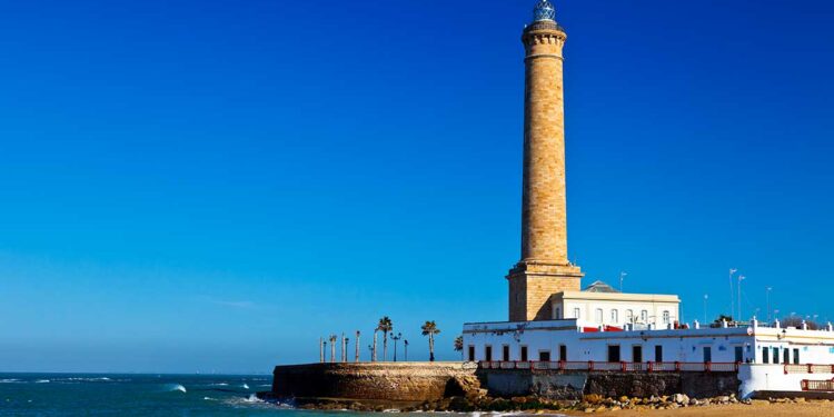 Chipiona se presenta como un punto "cercano y atractivo" para el turismo de cruceros