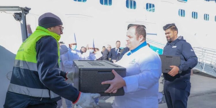 Costa Cruceros dona alimentos preparados y no servidos a bordo al Banc de Aliments de Barcelona