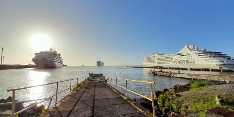 Costa Rica recibe este viernes nueve cruceros con 6.500 pasajeros en total