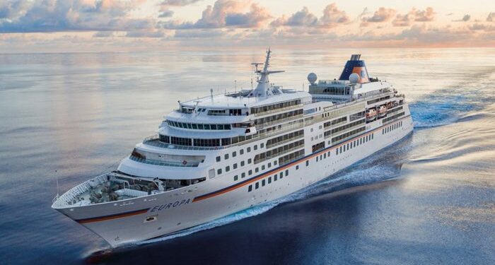 Crucero Ms Europa recala al Puerto de Coquimbo