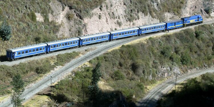 Cusco Protestas en Perú: Viajeros pueden visitar Machu Picchu nuevamente tras reanudación de servicio de tren Perú Rail | ACTUALIDAD