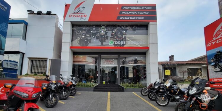 Cycles Shop acompaña a la rutera en todos sus viajes