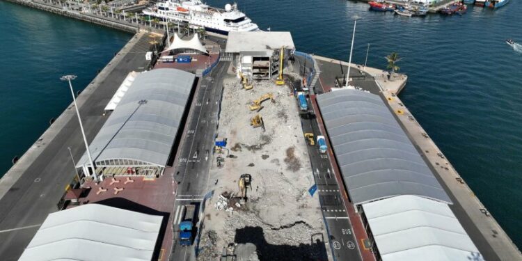 Demolido el helipuerto de las antiguas Estaciones Marítimas