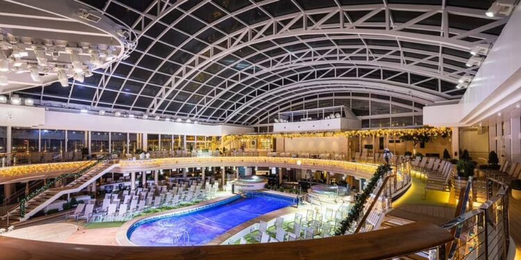 Desvelan el interior del impresionante crucero que se estrenó en Canarias. P&O Cruises